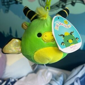 Bethuna Clip Squishmallow